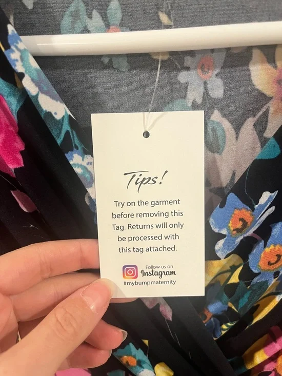 My Bump Floral V-Neck Maternity Dress - Medium - Picture 8 of 9